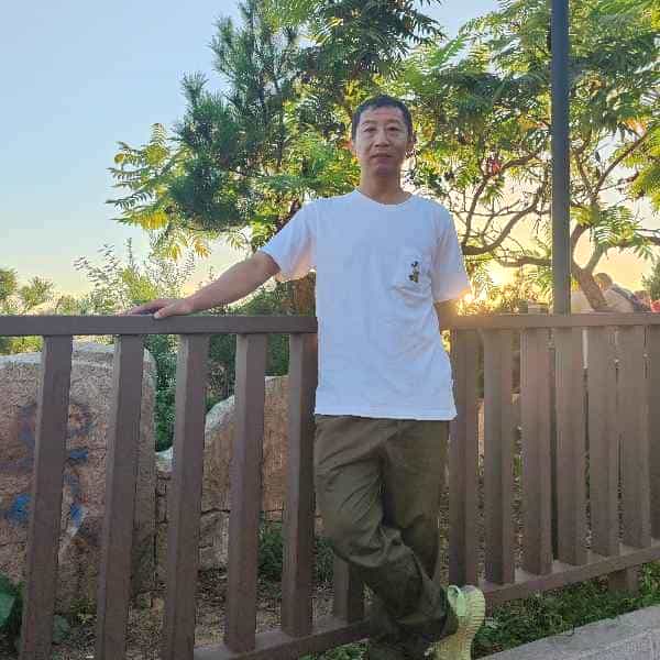 47岁岁辽宁单身帅哥 - 萍乡吉缘网